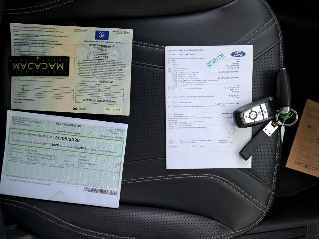 Foto 12 van Ford Mustang