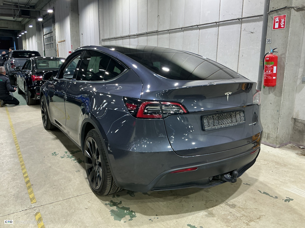 Foto 4 van Tesla Model Y