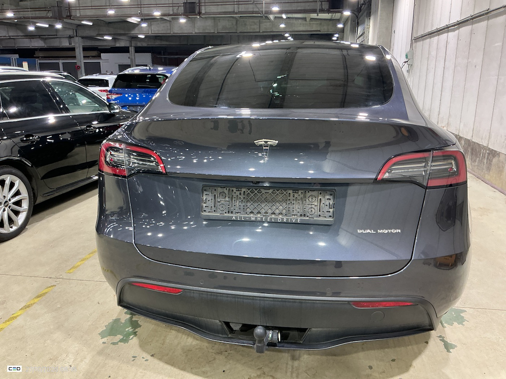 Foto 6 van Tesla Model Y
