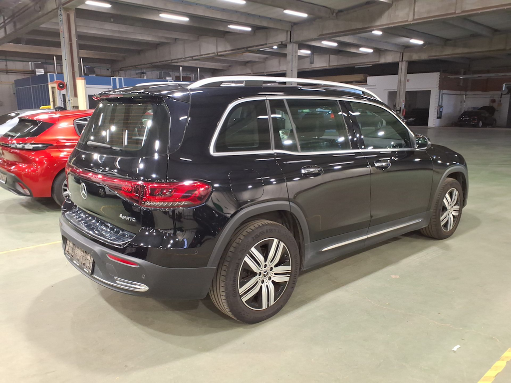 Foto 5 van Mercedes EQB
