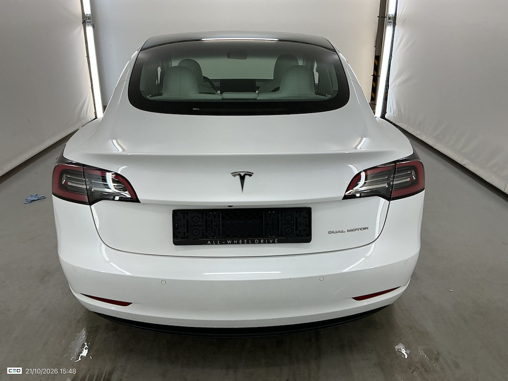 Foto 5 van Tesla Model 3