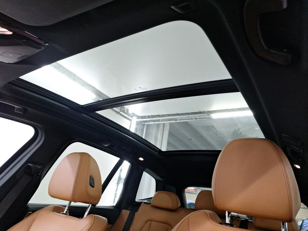 Foto 15 van BMW ix3