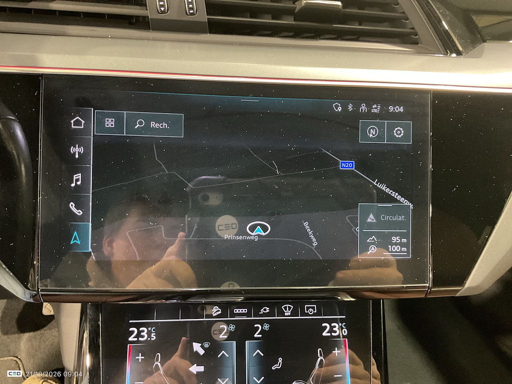 Foto 18 van Audi e-tron