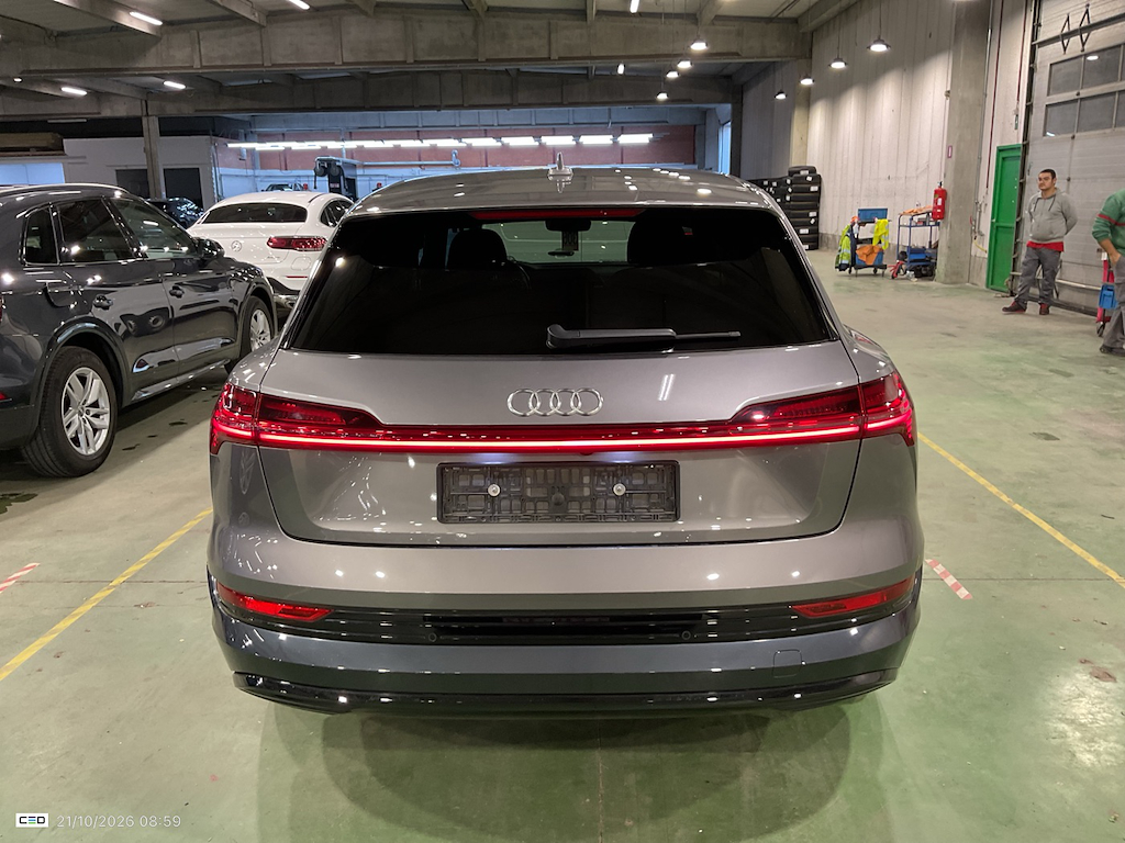 Foto 6 van Audi e-tron