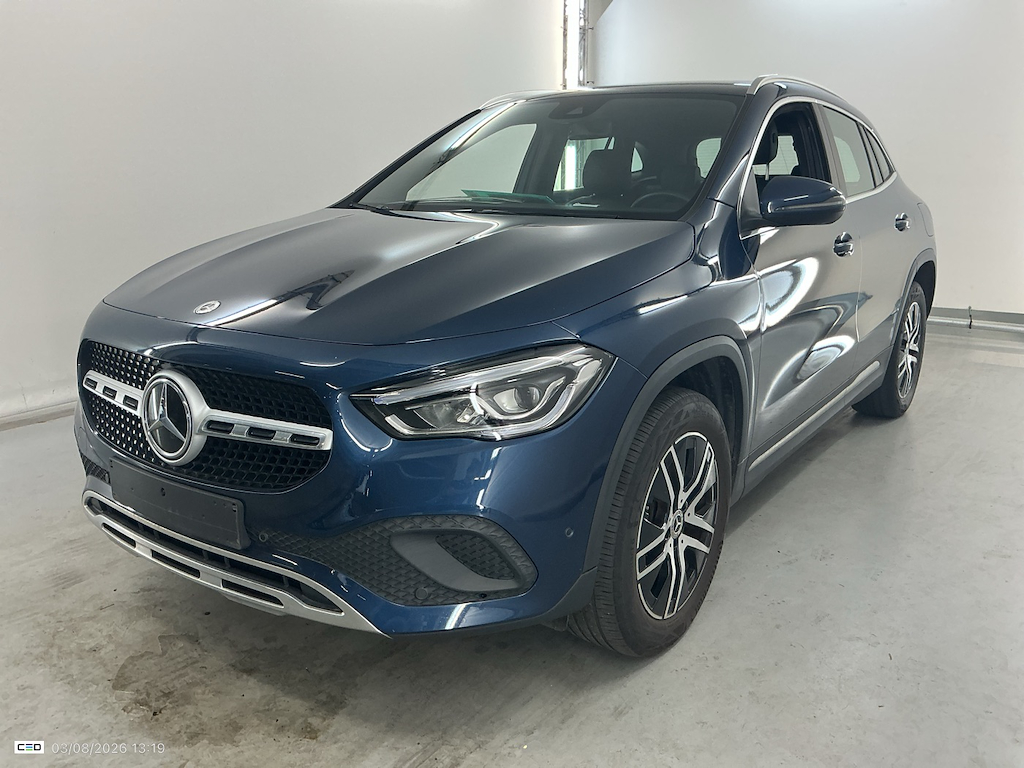 Mercedes-Benz E GLA 1.3 GLA 250  DCT BUSINSS SOLUTION