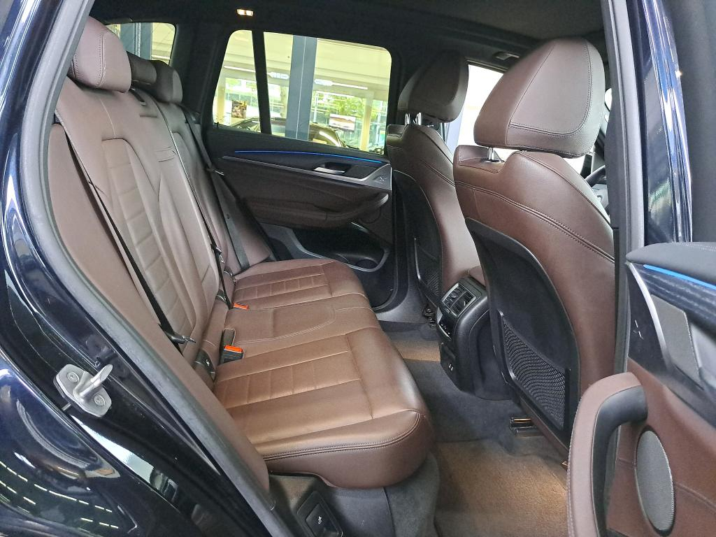 Foto 7 van BMW ix3