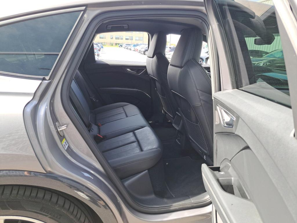 Foto 6 van Audi Q4 Sportback e-tron