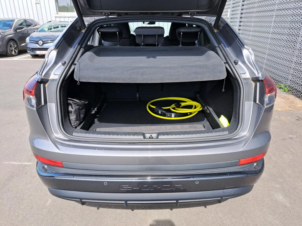 Foto 7 van Audi Q4 Sportback e-tron