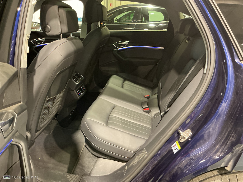 Foto 21 van Audi e-tron sportback