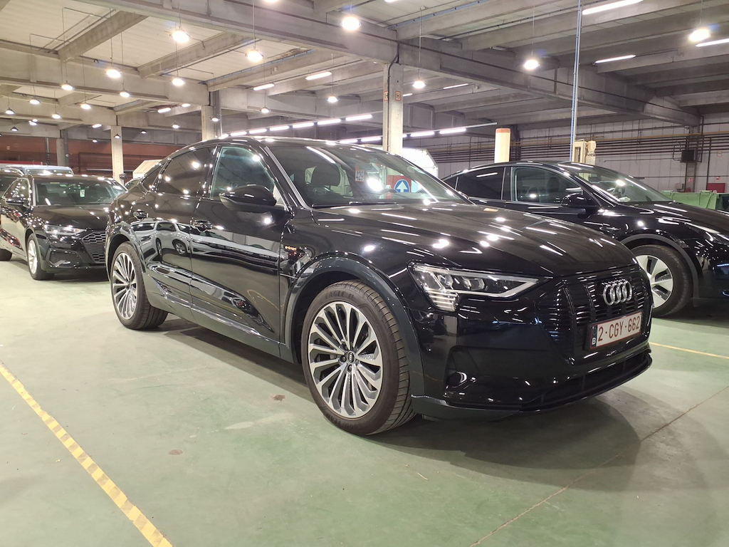 Foto 9 van Audi e-tron sportback