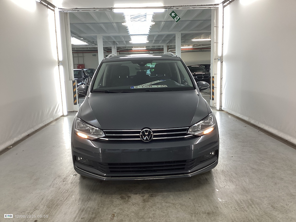 Volkswagen Touran 1.5 TSI HIGHLINE