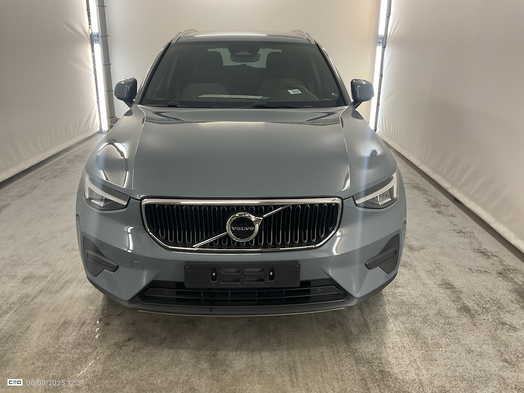 Volvo XC40 2.0 B3 CORE DCT