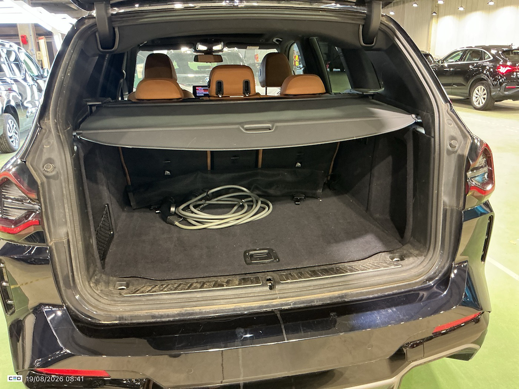 Foto 20 van BMW ix3