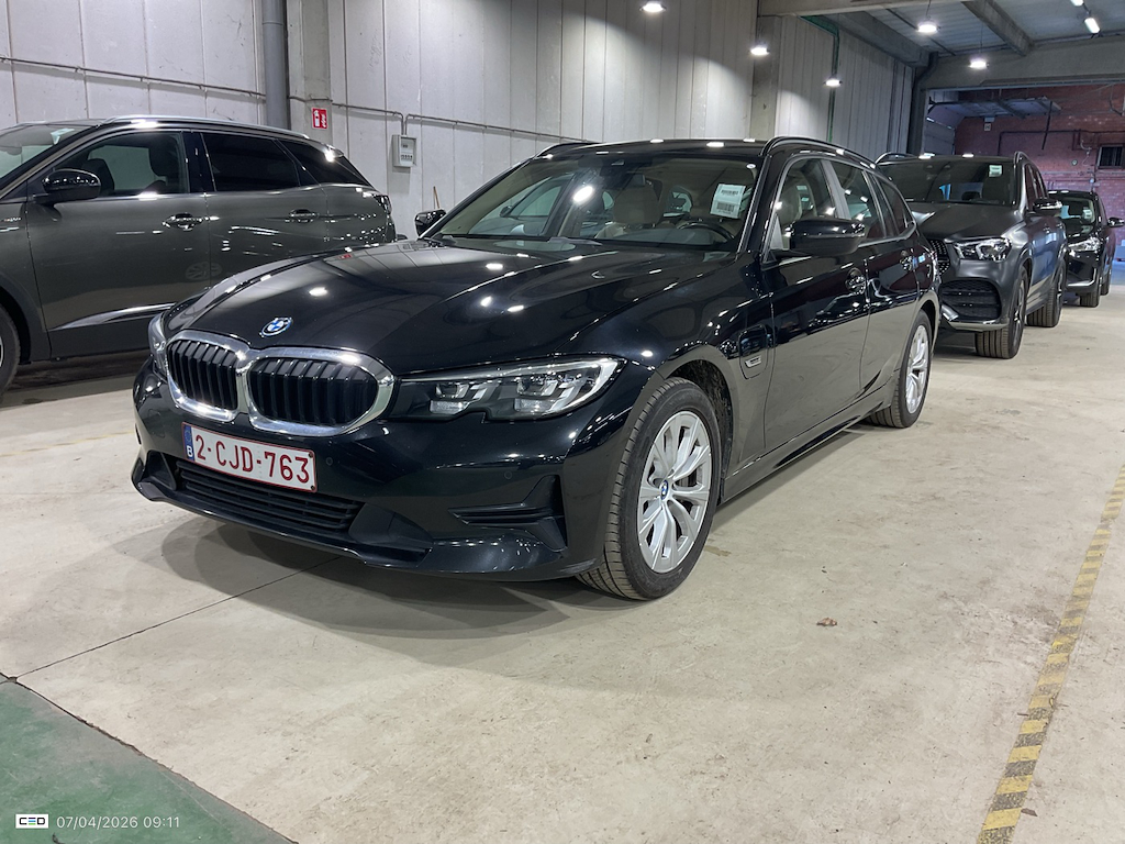 BMW 3 Series TOURING 2.0 330E (215KW) TOURING