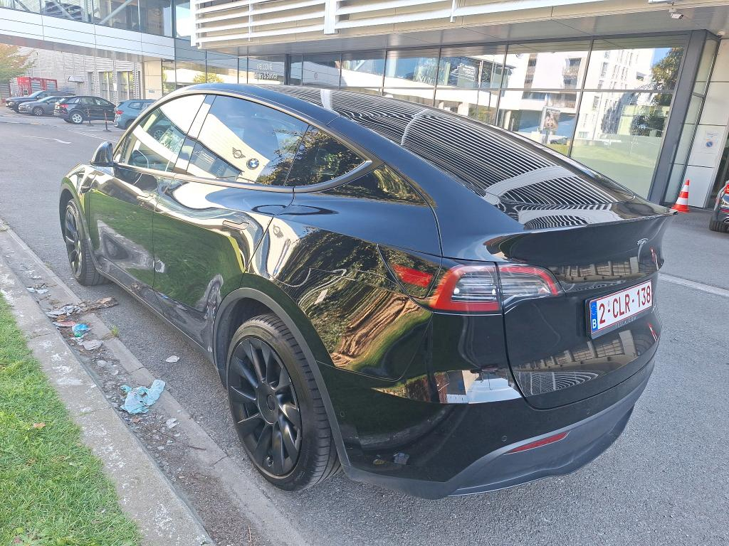 Foto 4 van Tesla Model Y