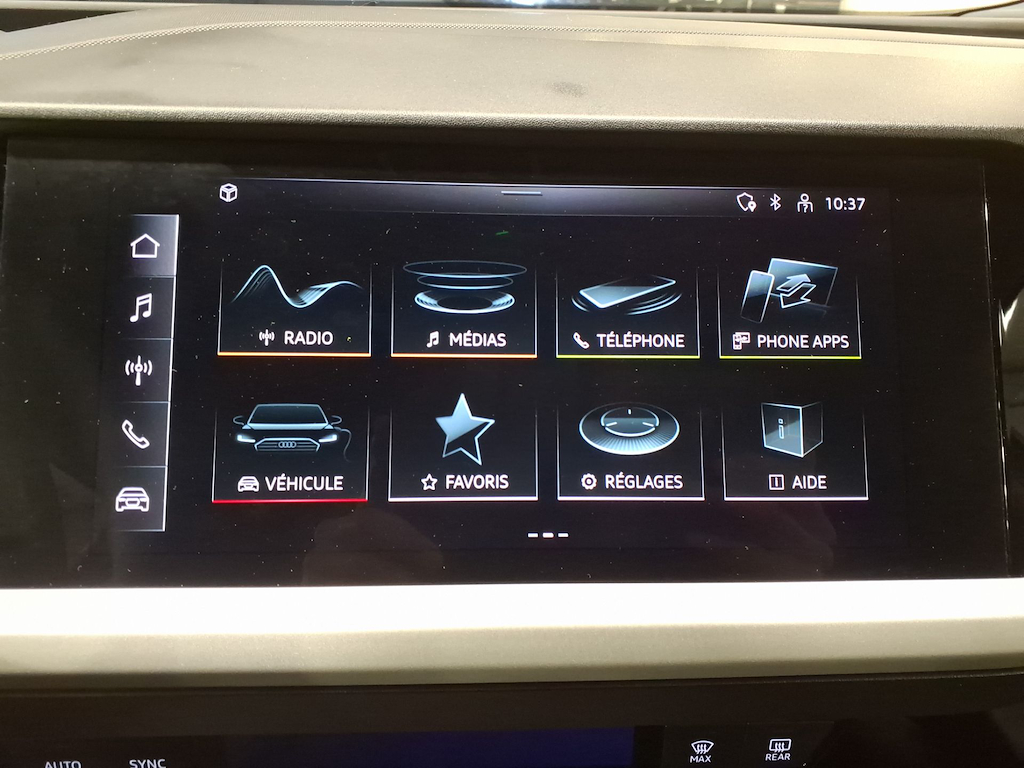 Foto 11 van Audi Q4 Sportback e-tron