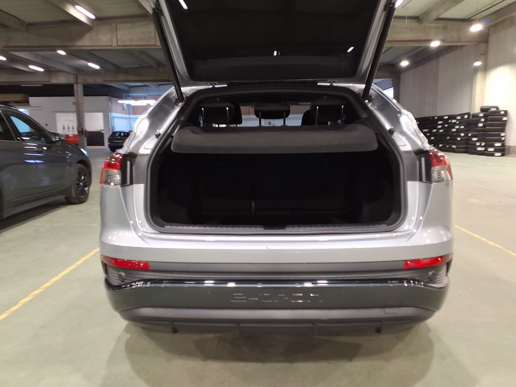 Foto 4 van Audi Q4 Sportback e-tron