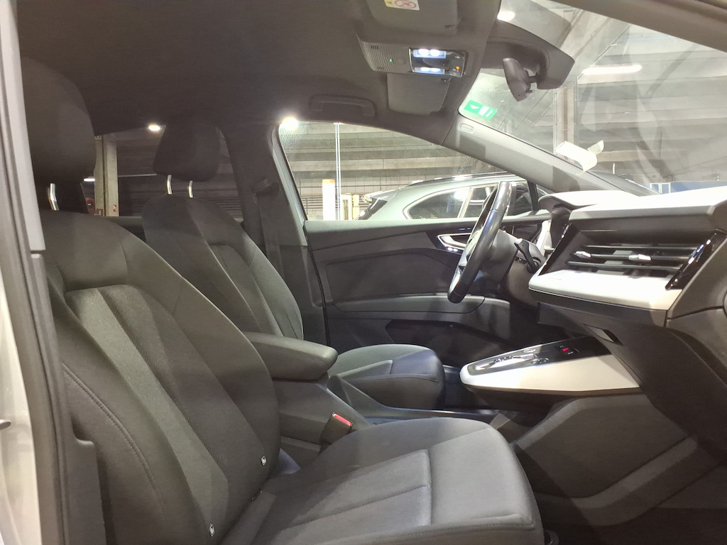 Foto 8 van Audi Q4 Sportback e-tron