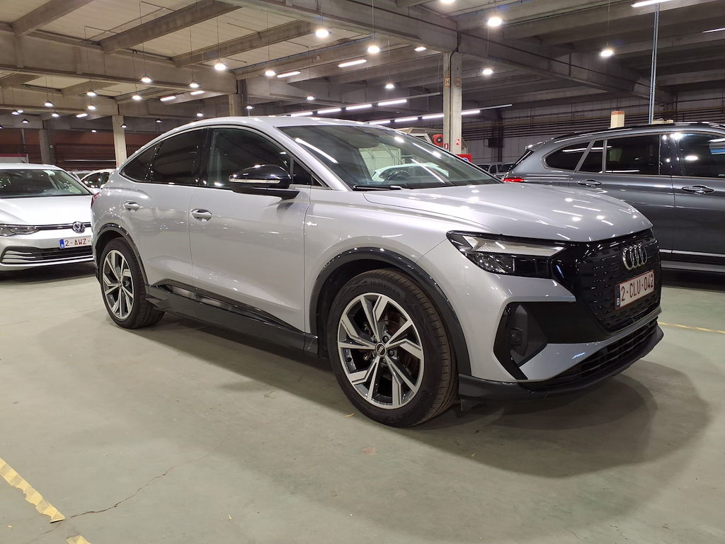 Foto 9 van Audi Q4 Sportback e-tron