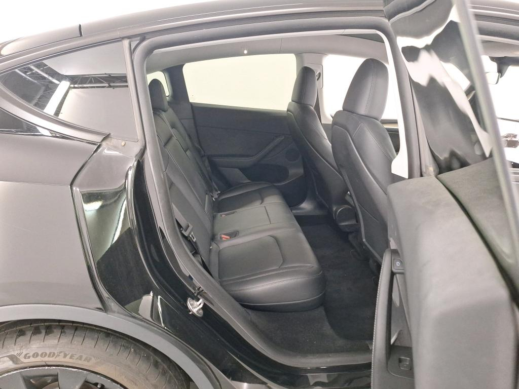 Foto 7 van Tesla Model Y