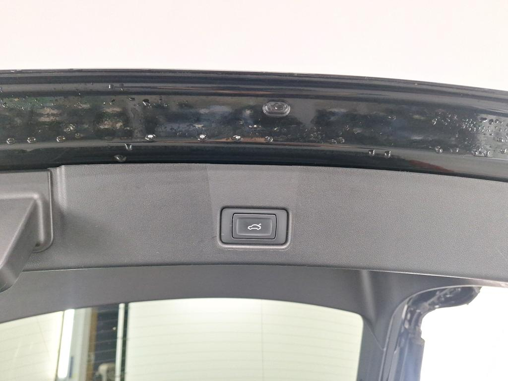 Foto 15 van Audi Q4 Sportback e-tron