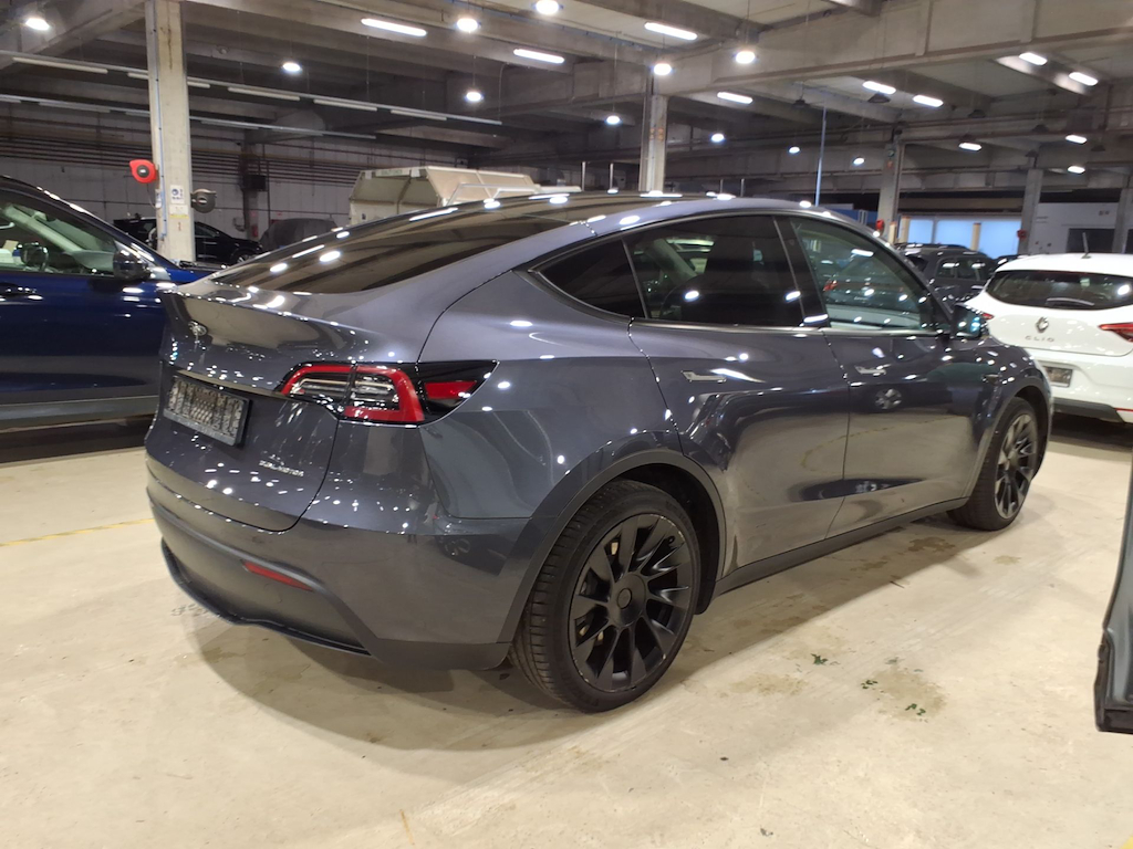 Foto 5 van Tesla Model Y