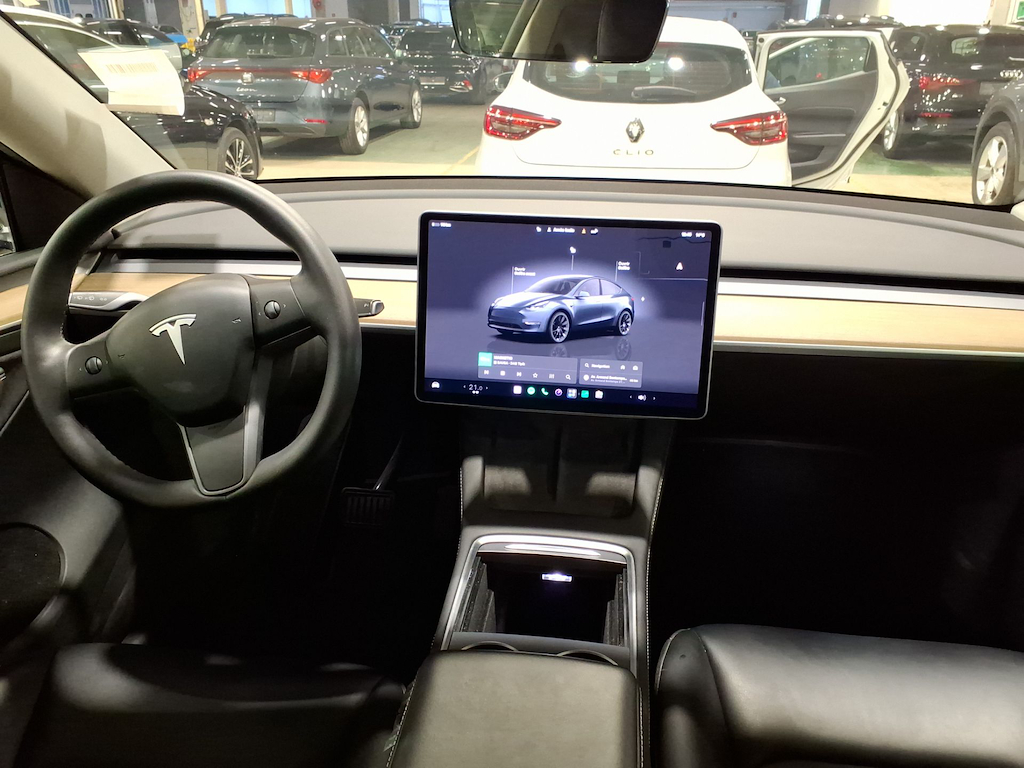 Foto 7 van Tesla Model Y