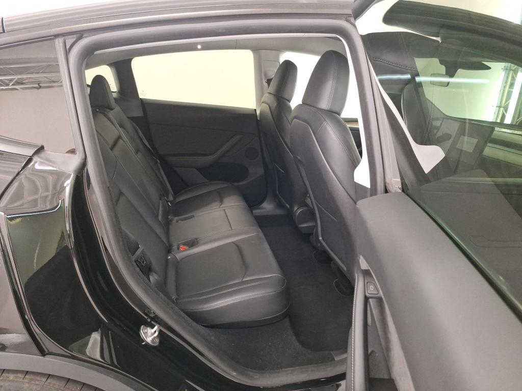 Foto 7 van Tesla Model Y