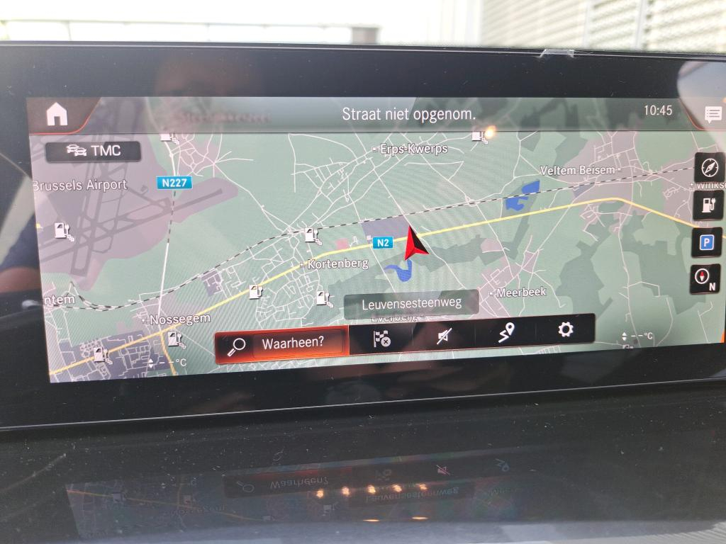 Foto 9 van Mercedes EQC
