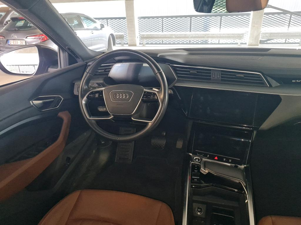 Foto 9 van Audi e-tron