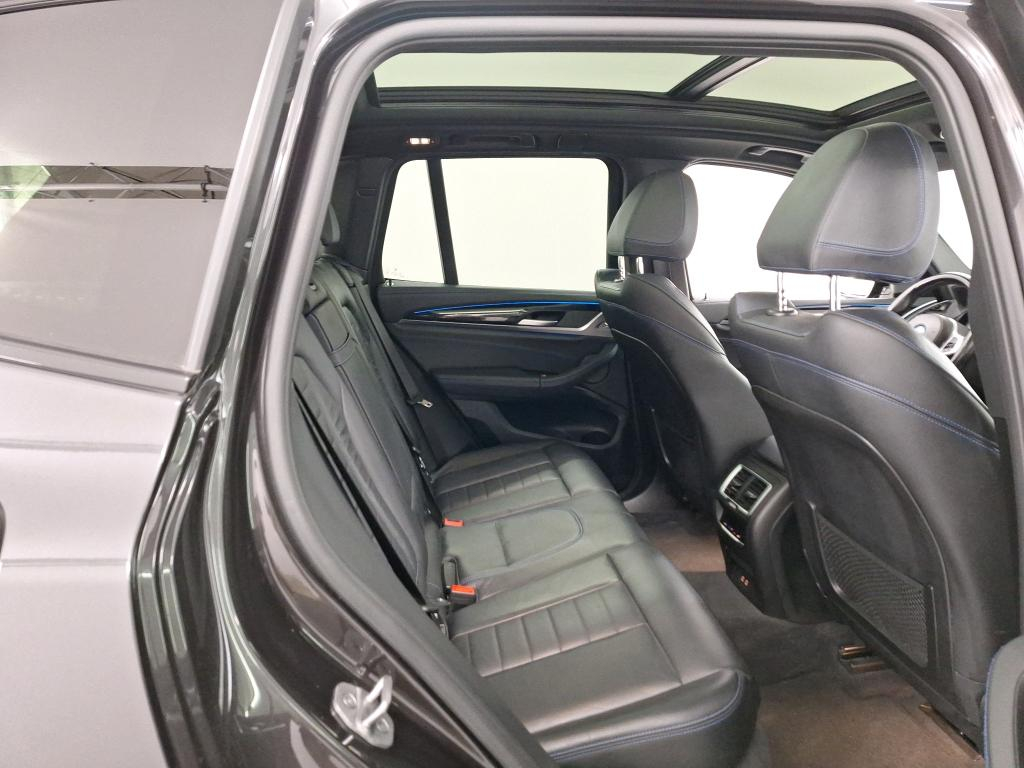 Foto 4 van BMW ix3