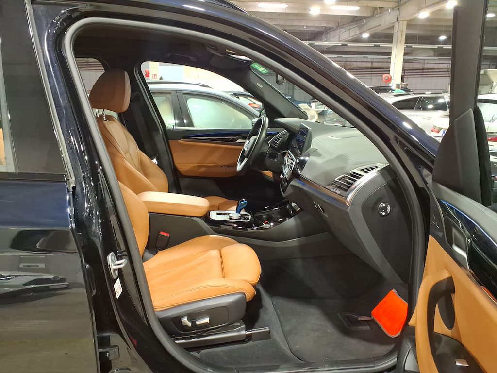 Foto 8 van BMW ix3