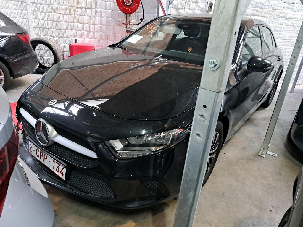 Mercedes-Benz A CLSS  (W177)  160 Business Solution