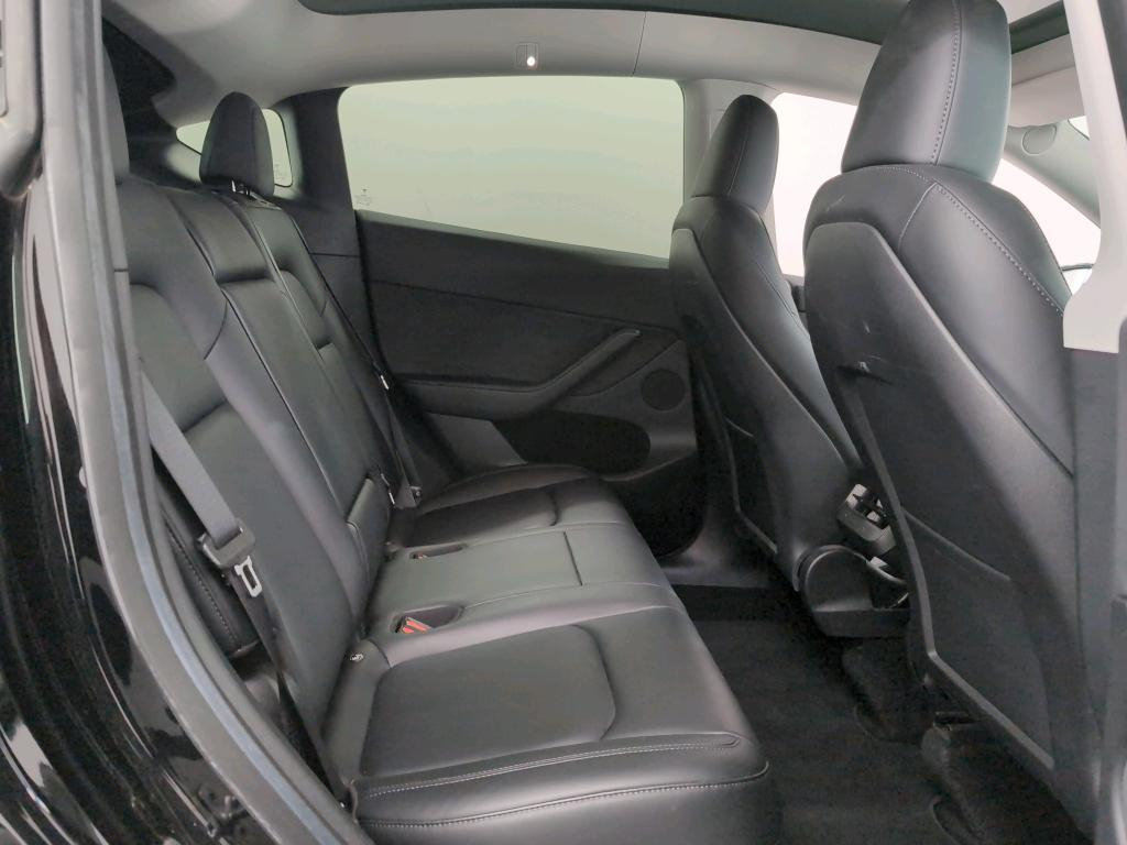 Foto 5 van Tesla Model Y