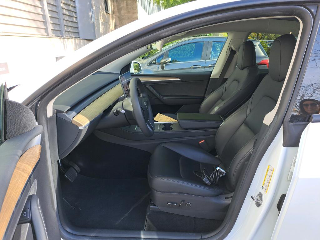 Foto 6 van Tesla Model Y