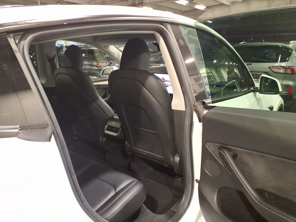 Foto 5 van Tesla Model Y