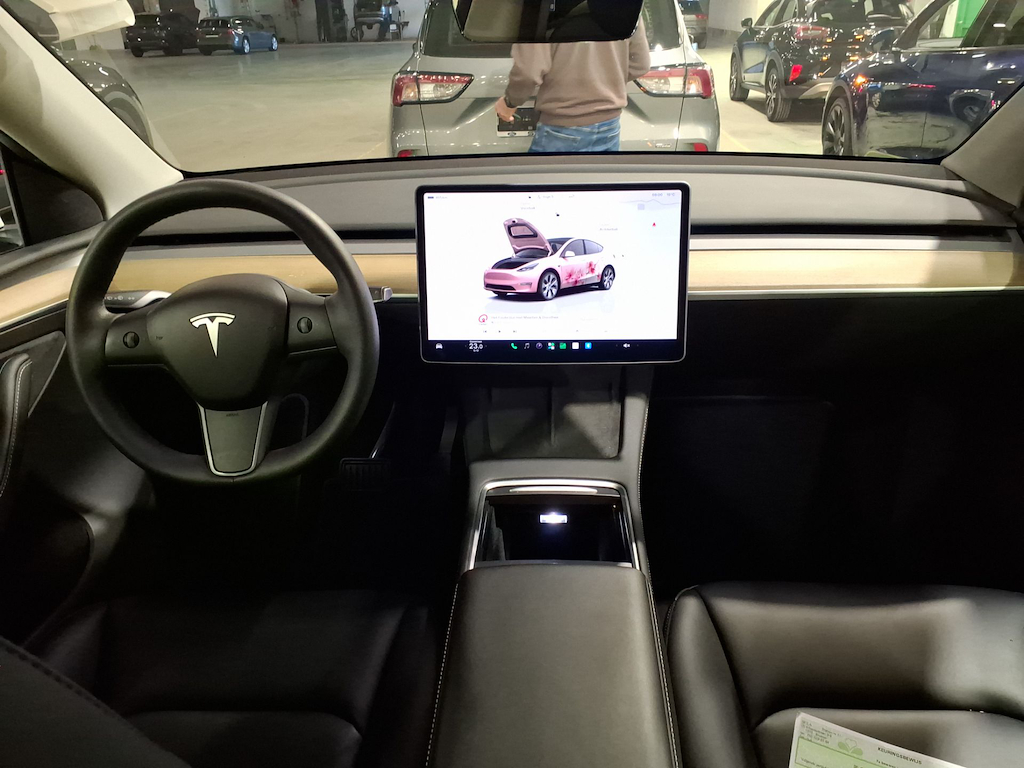Foto 6 van Tesla Model Y