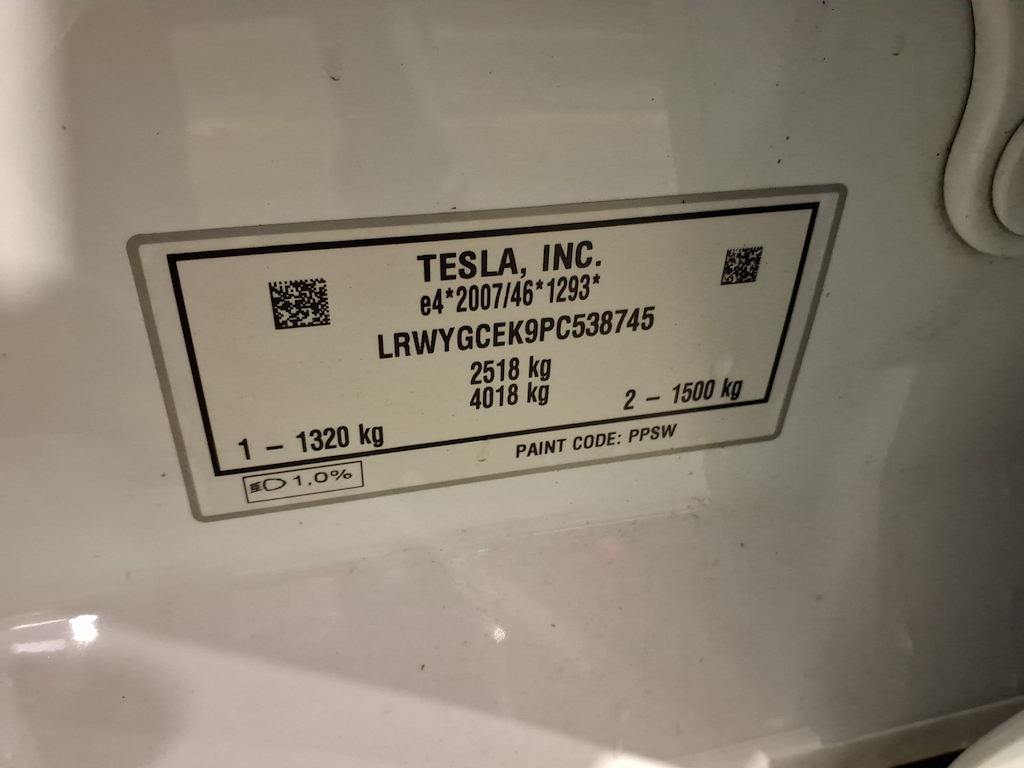 Foto 12 van Tesla Model Y