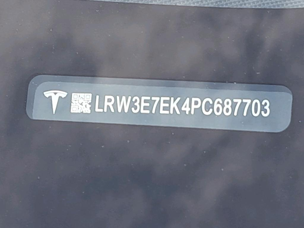 Foto 12 van Tesla Model 3