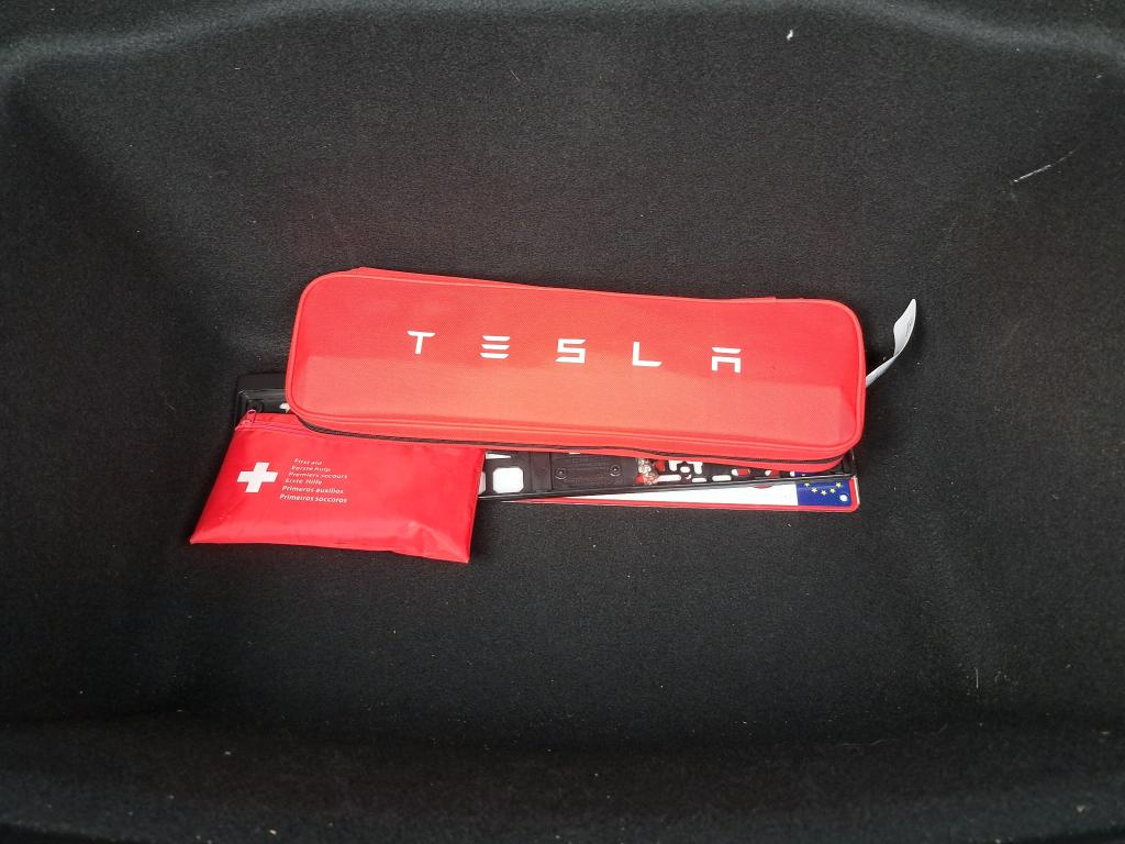 Foto 15 van Tesla Model 3