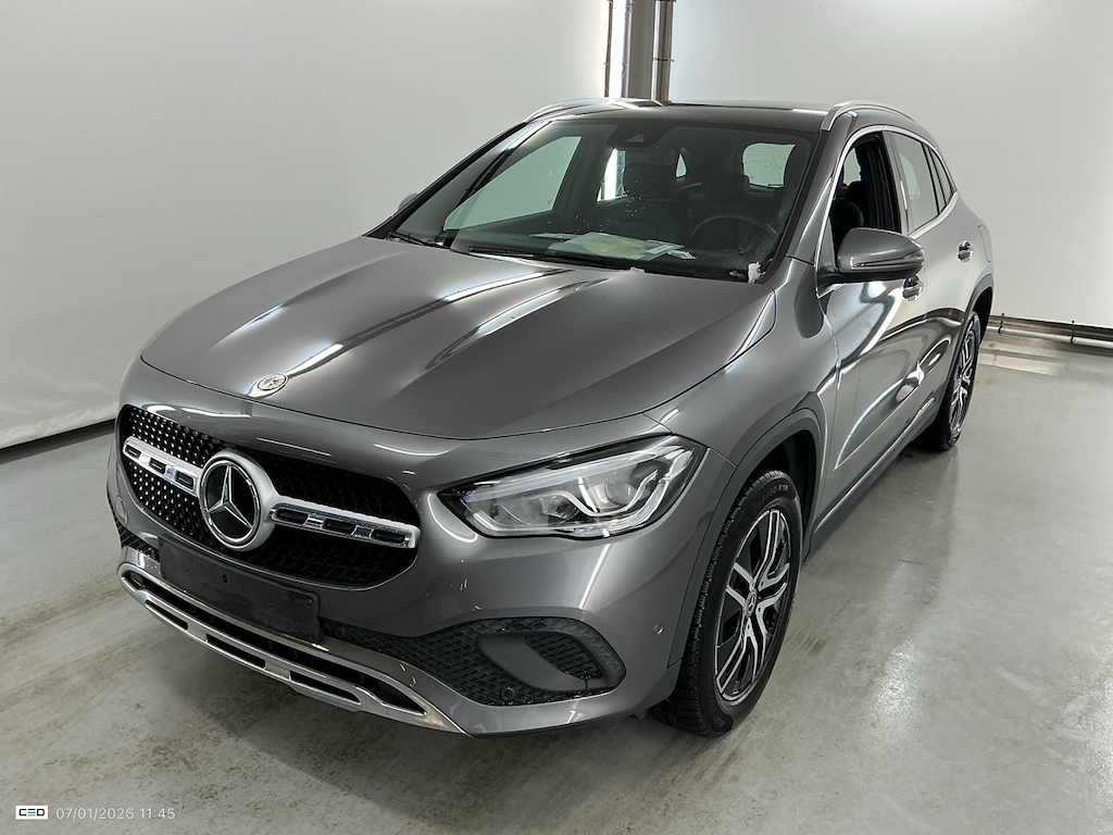 Mercedes-Benz E GLA 1.3 GLA 250  DCT BUSINSS SOLUTION