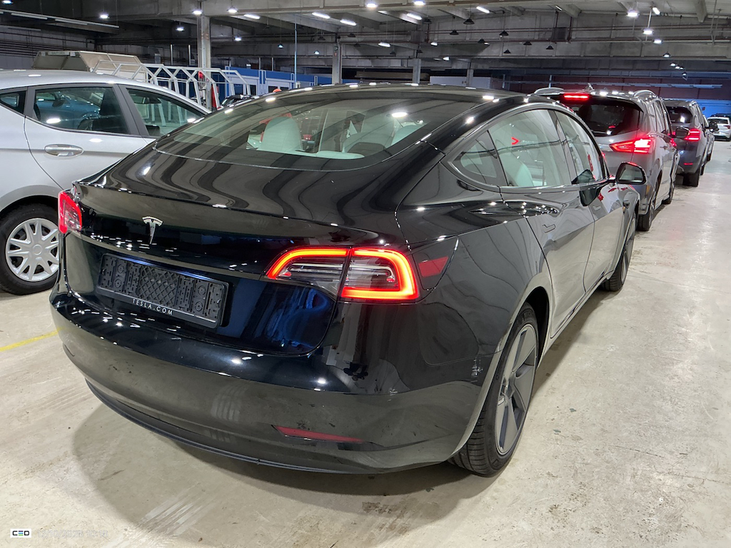 Foto 3 van Tesla Model 3