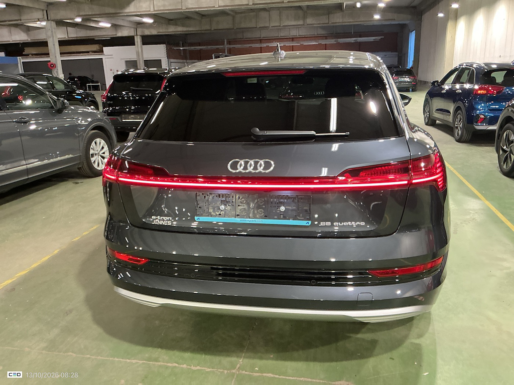 Foto 6 van Audi e-tron