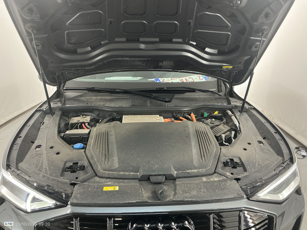 Foto 7 van Audi e-tron