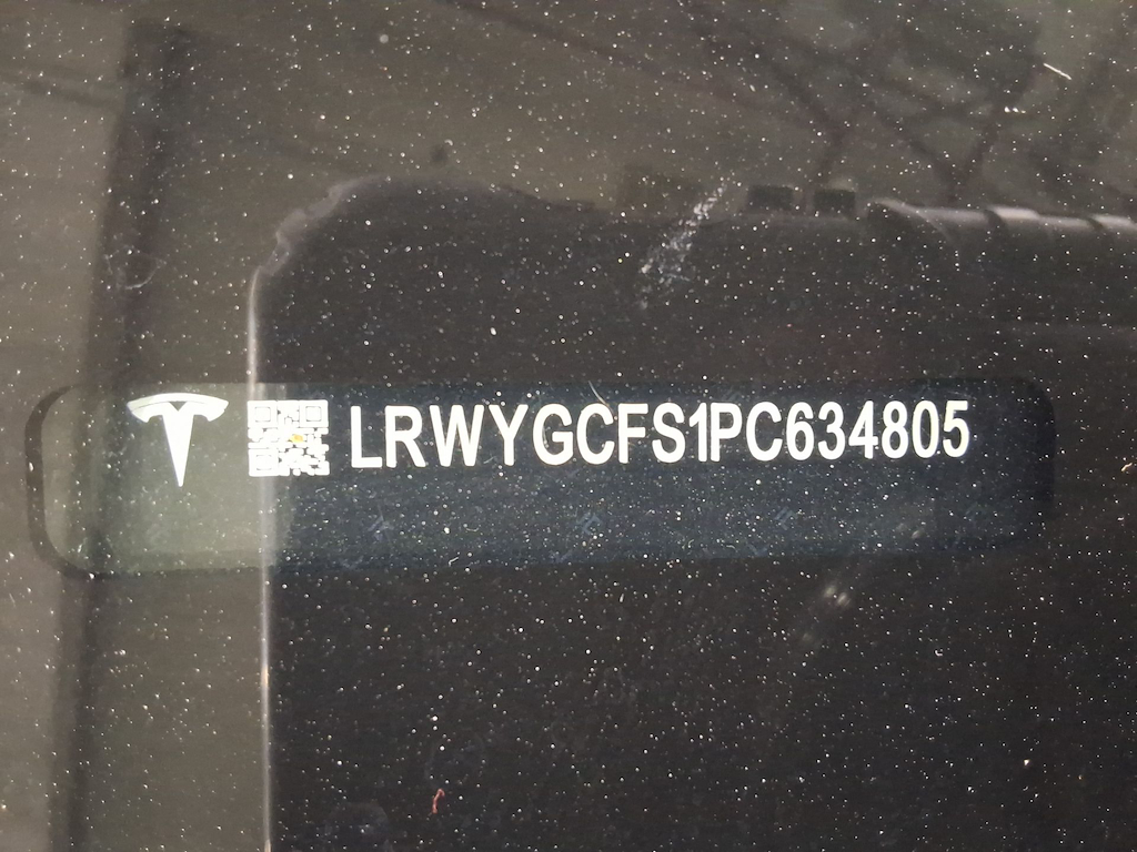 Foto 13 van Tesla Model Y