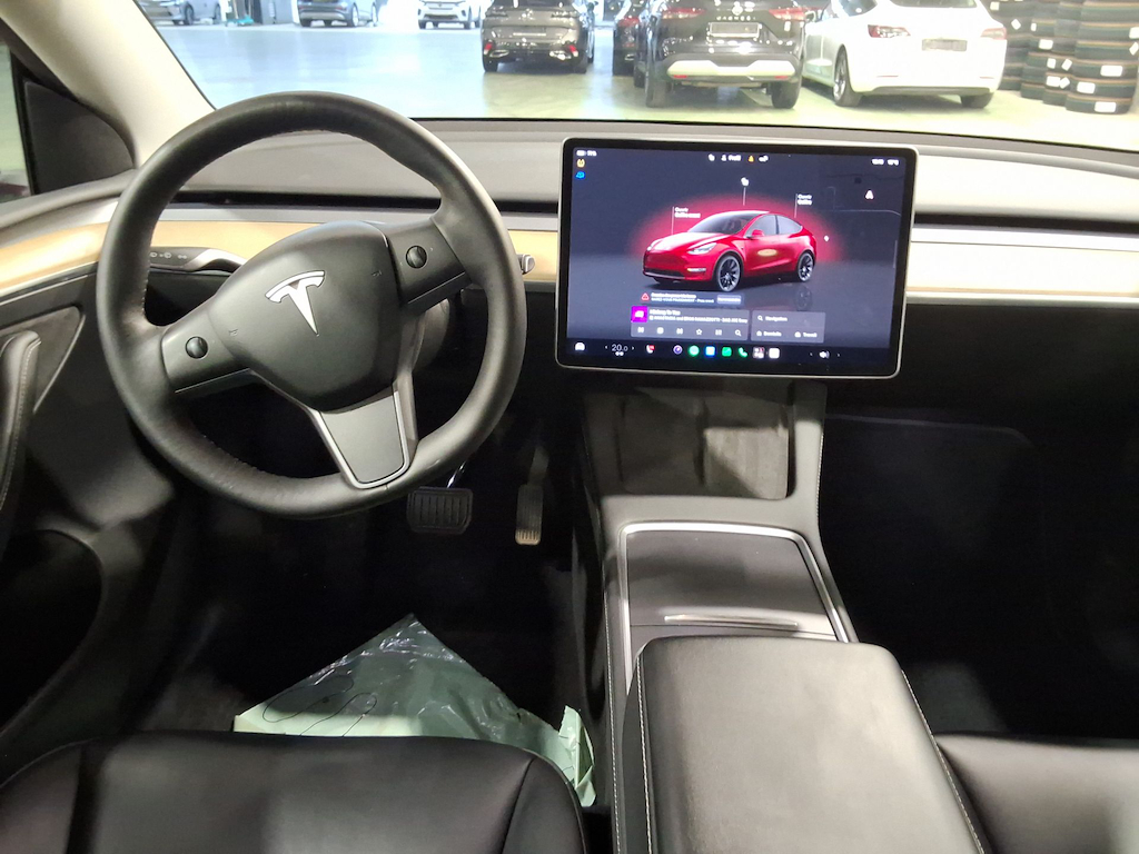 Foto 7 van Tesla Model Y