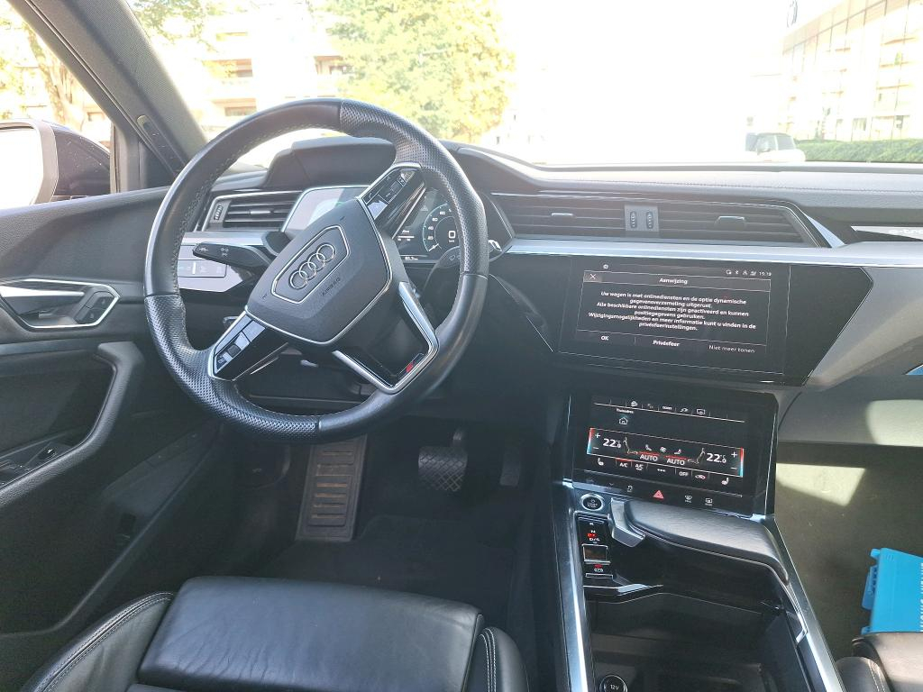 Foto 9 van Audi e-tron
