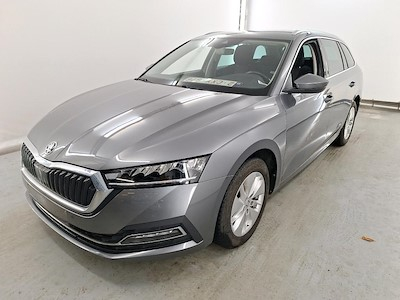 Kaufe SKODA OCTAVIA COMBI bei Ayvens Carmarket