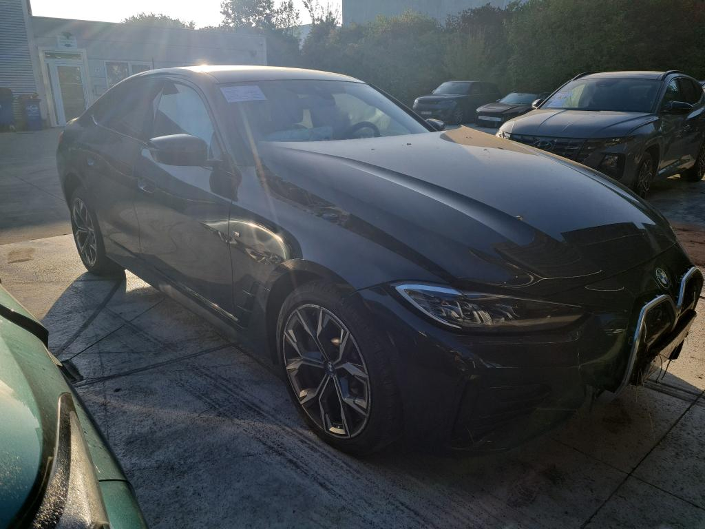 Foto 2 van BMW i4