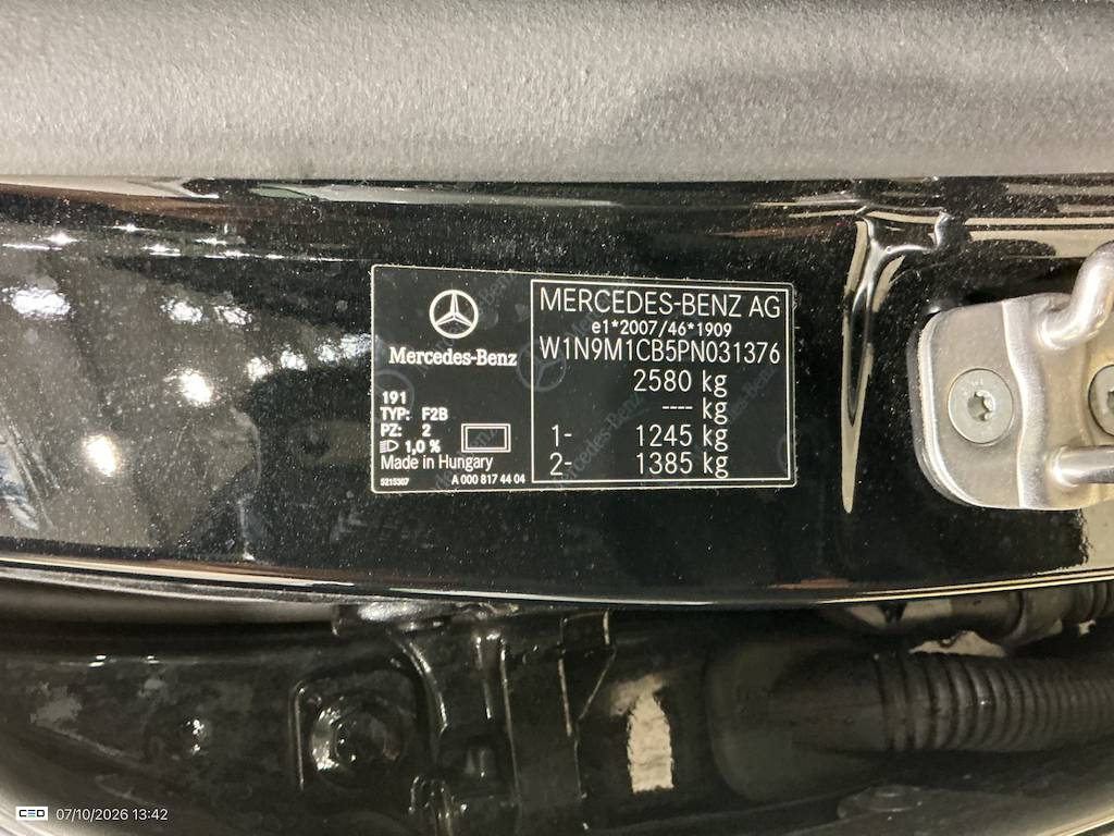 Foto 23 van Mercedes EQB